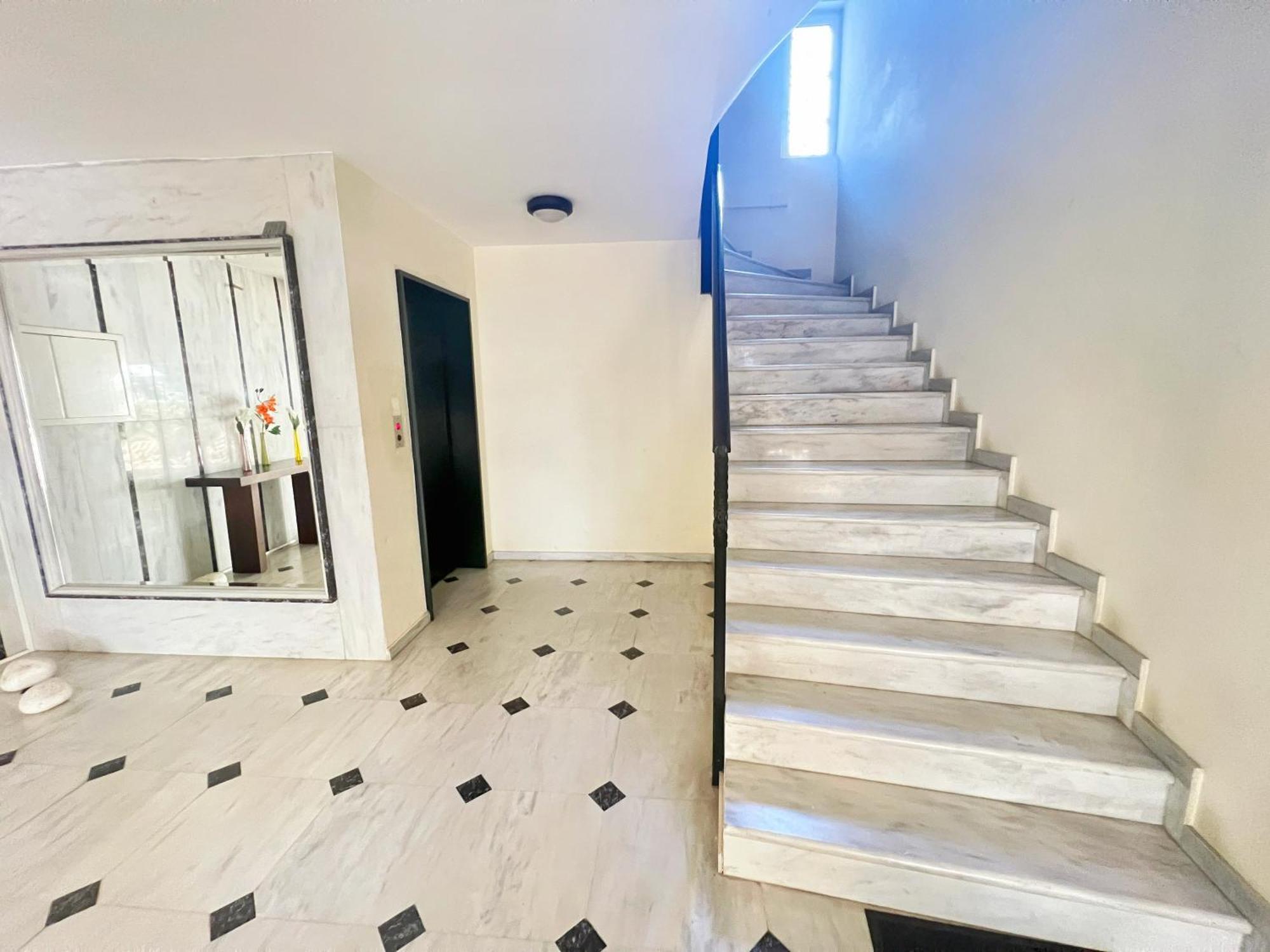 Cozy Fairytal Garden Apartment, Family Friendly, Free Parking, 15 Min To Airport Athén Kültér fotó