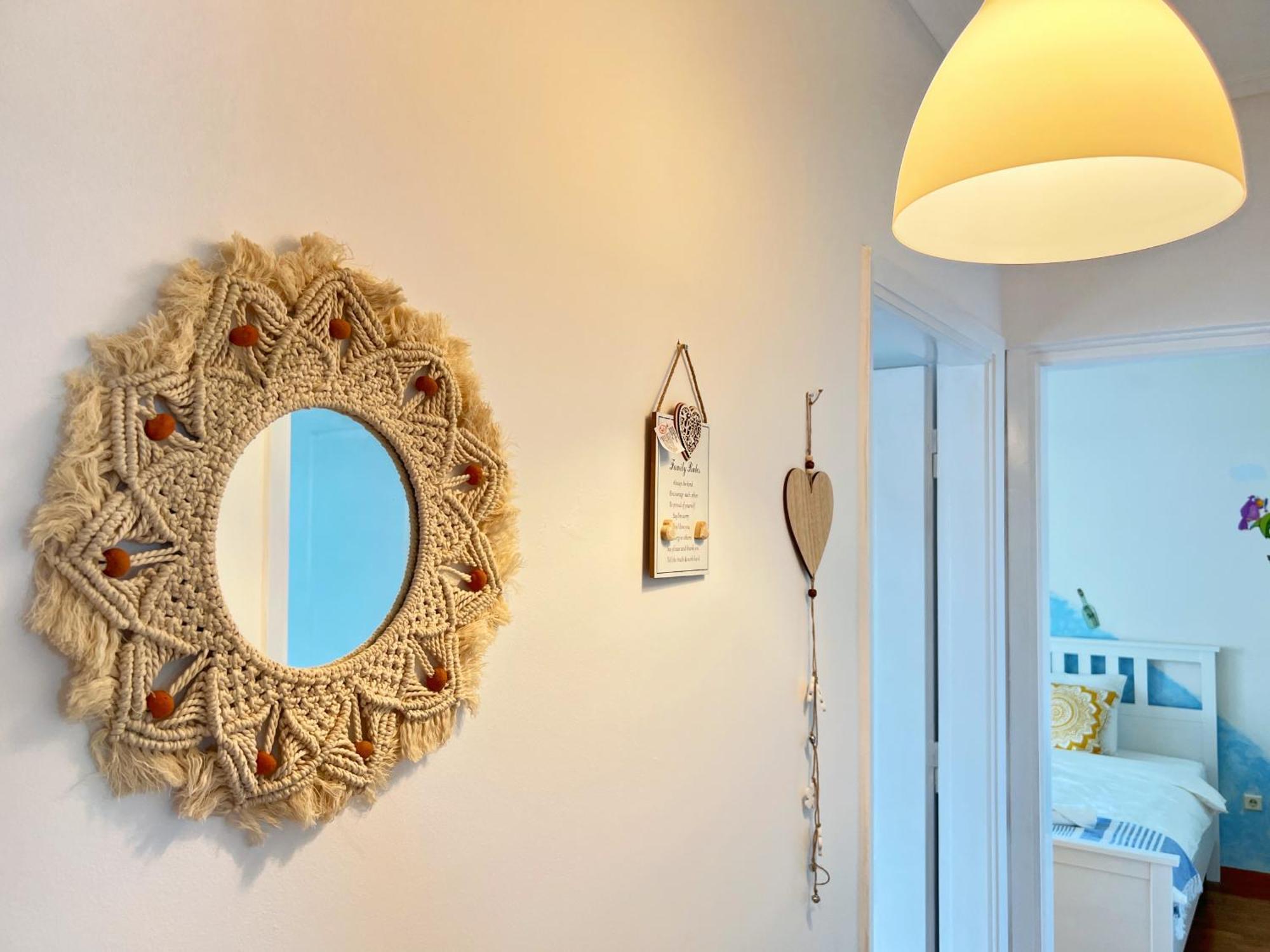 Cozy Fairytal Garden Apartment, Family Friendly, Free Parking, 15 Min To Airport Athén Kültér fotó